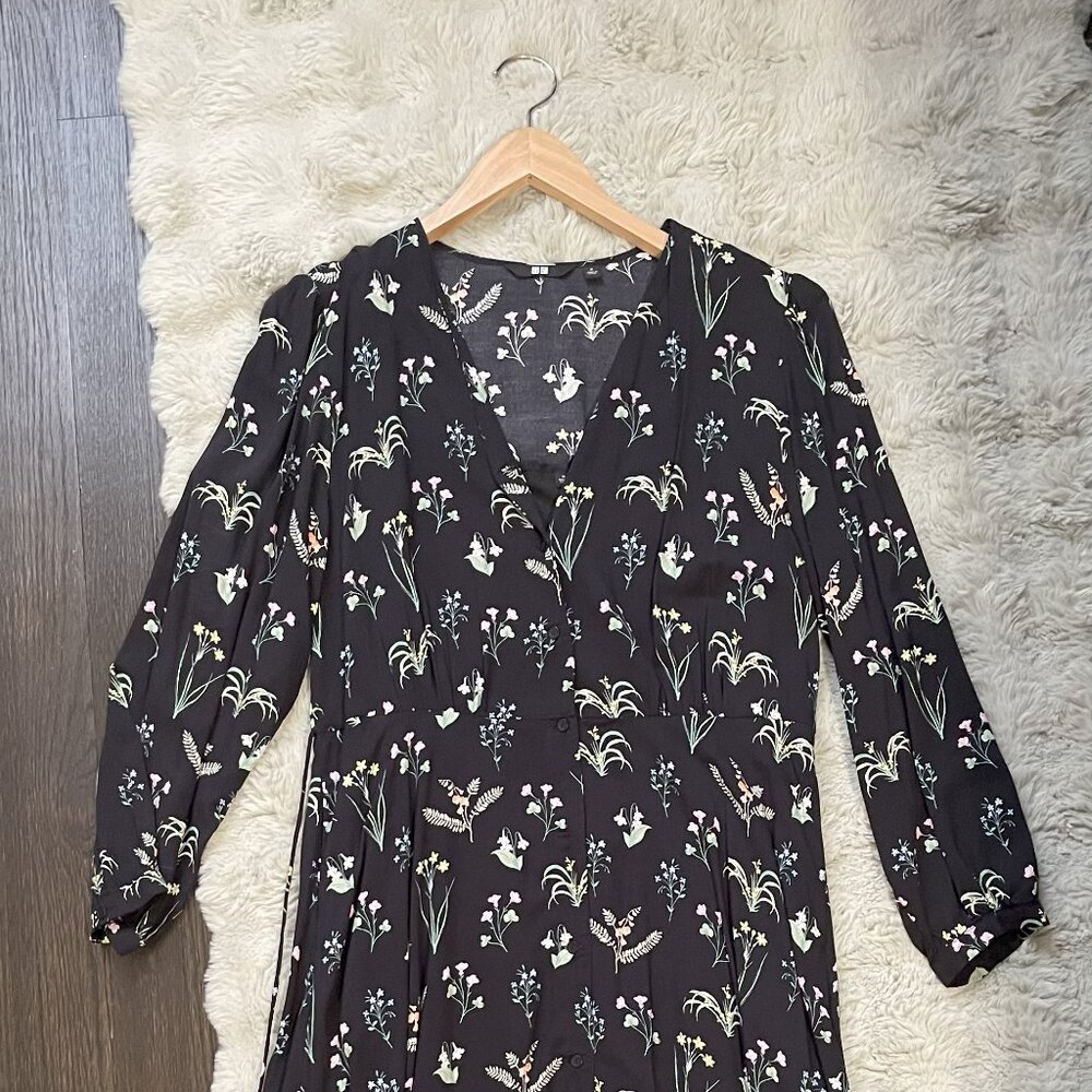 Uniqlo Dress NEW without Tag Floral Print Long Sleeve Dress Size M
